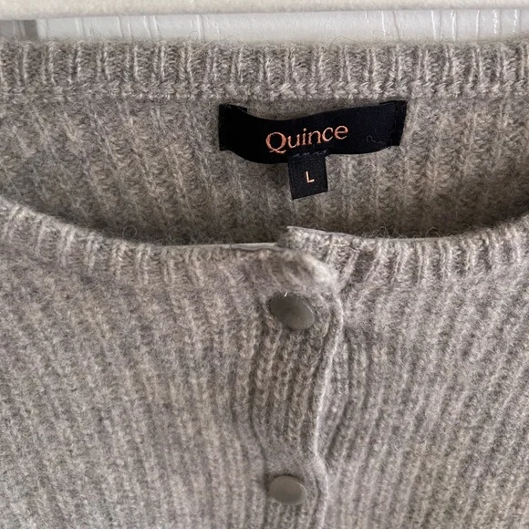 Quince 100% Yak Soft Rib Crew
Gray Cardigan Sweater size L - Picture 3 of 12